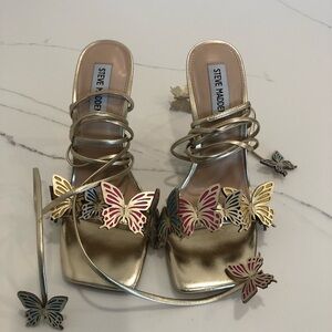 Steve Madden “Utopia” Gold Butterfly Women's Sandals. NEVER WORN.